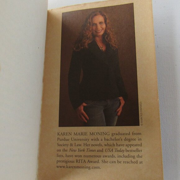 Set Of Two Paperback Books - To Kill a Mockingbird and Darkfever - Picture 16 of 16